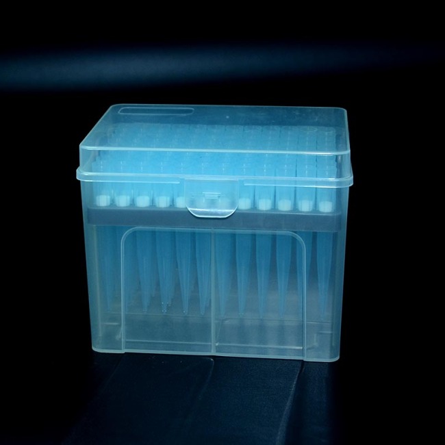 Racked 1000uL Sterile Universal Pipette Tips with Filter